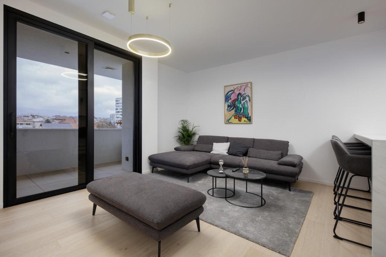 Luxury Haven In Zagreb Lägenhet Exteriör bild